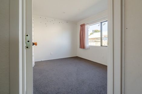 Photo of property in 7 Edgewater Grove, Whakatane, 3120