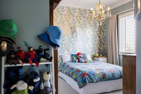 Photo of property in 75 Eglinton Road, Mornington, Dunedin, 9011