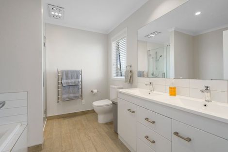 Photo of property in 3 Tucker Close, Leamington, Cambridge, 3432