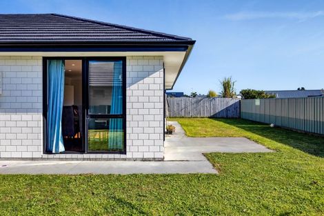 Photo of property in 9c Desmond Place, Bell Block, New Plymouth, 4312