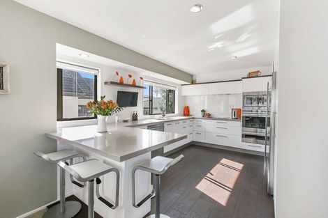 Photo of property in 2/30 Takutai Avenue, Bucklands Beach, Auckland, 2012