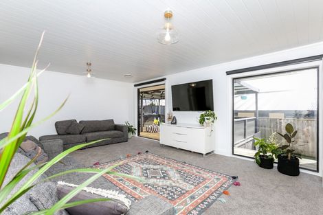 Photo of property in 105 Parklands Avenue, Bell Block, New Plymouth, 4312