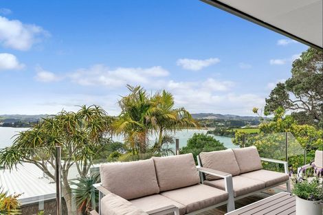 Photo of property in 191a Sandspit Road, Shelly Park, Auckland, 2014