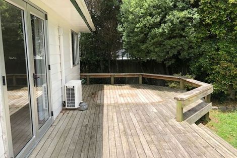 Photo of property in 12 Lipton Grove, Opaheke, Papakura, 2113