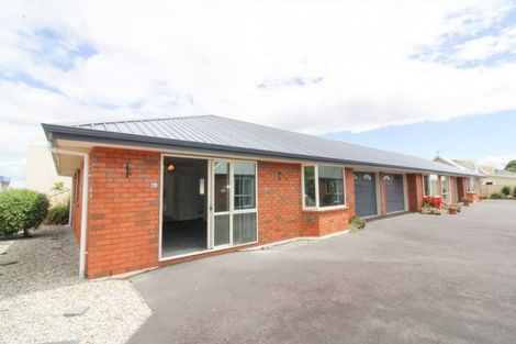 Photo of property in 4/4 Reid Avenue, Mosgiel, 9024