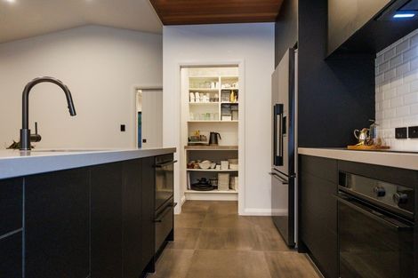 Photo of property in 18a Lincoln Terrace, Hokowhitu, Palmerston North, 4410