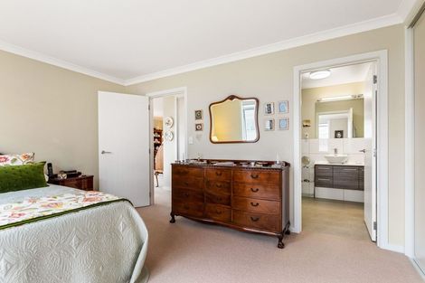 Photo of property in 73 Parkside Drive, Orewa, 0931