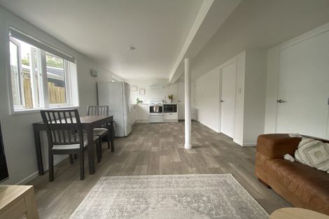 Photo of property in 42 Pitau Road, Mount Maunganui, 3116