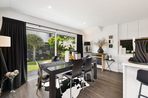 Photo of property in 5a Staveley Street, Avonhead, Christchurch, 8042