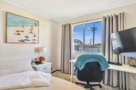 Photo of property in 57 Manuka Street, Castlecliff, Whanganui, 4501