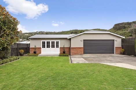 Photo of property in 242 The Parade, Island Bay, Wellington, 6023