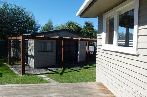 Photo of property in 21 Richmond Avenue, Takaro, Palmerston North, 4410