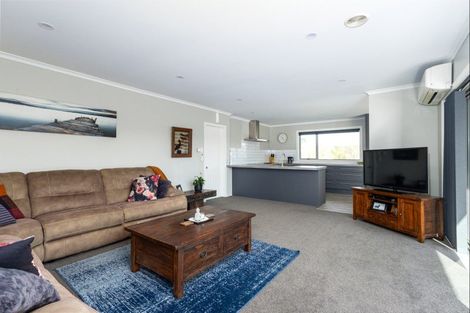 Photo of property in 16 Fergusson Street, Geraldine, 7930