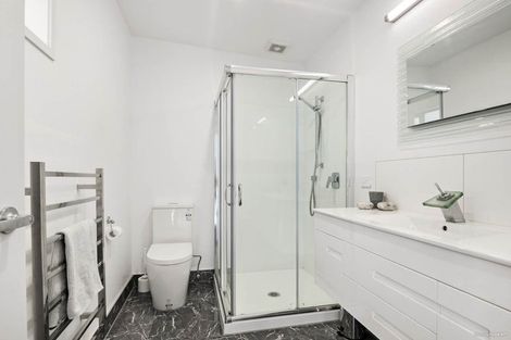 Photo of property in 17 Onepu Lane, Manly, Whangaparaoa, 0930