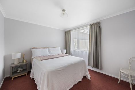 Photo of property in 1/2 Trigg Crescent, Taradale, Napier, 4112