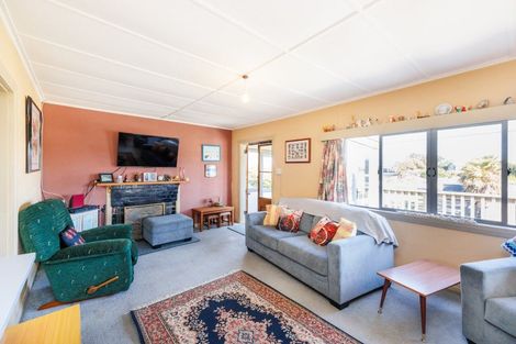 Photo of property in 51 Pratt Avenue, Foxton Beach, Foxton, 4815