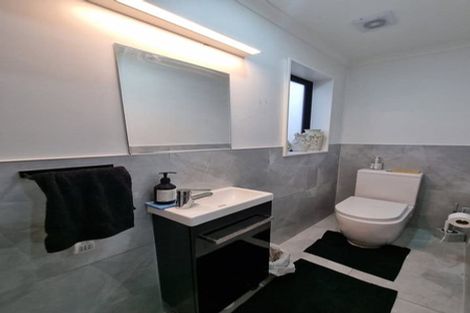 Photo of property in 47 Buckingham Crescent, Papatoetoe, Auckland, 2025