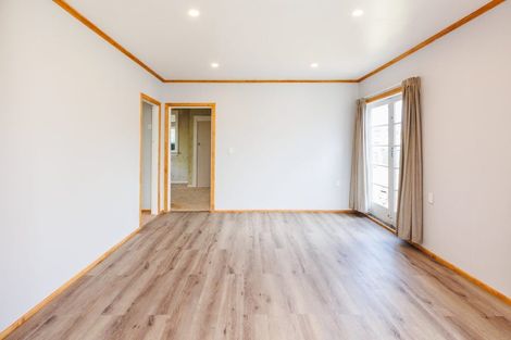 Photo of property in 19 Beach Street, Tangimoana, 4822