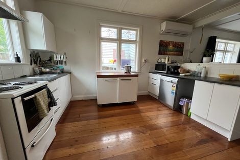 Photo of property in 43 Herald Street, Berhampore, Wellington, 6023