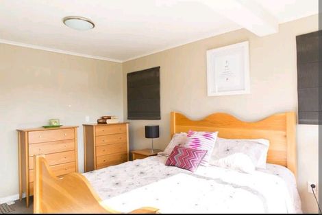 Photo of property in 85 Litten Road, Cockle Bay, Auckland, 2014