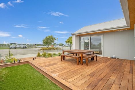 Photo of property in 26 Waituna Street, Pegasus, 7612