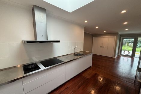 Photo of property in 38 Oroua Street, Eastbourne, Lower Hutt, 5013