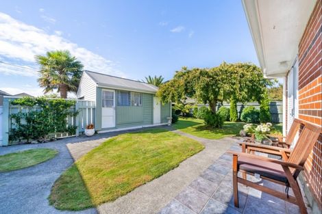 Photo of property in 5 Te Puni Grove, Elderslea, Upper Hutt, 5018