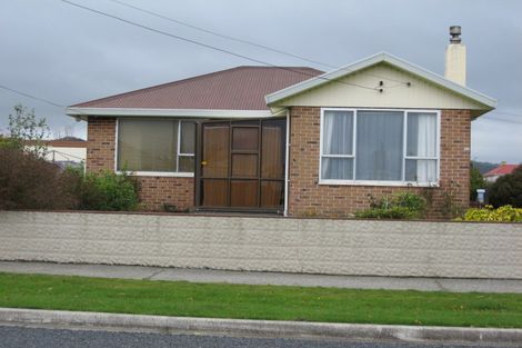 Photo of property in 17 Johnson Street, Milton, 9220