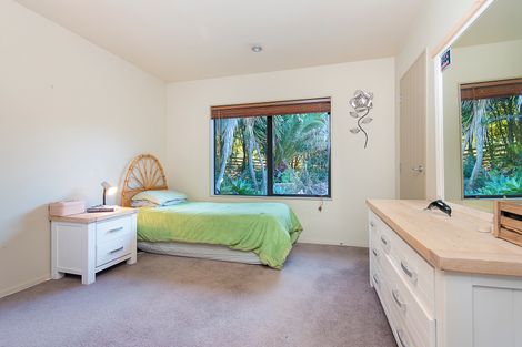 Photo of property in 14 Springvale Road, Waiuku, 2123