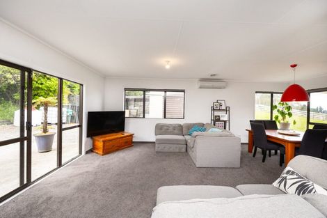 Photo of property in 26 The Bush Track, Aokautere, 4471