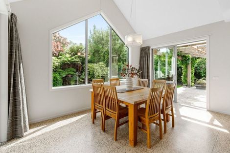 Photo of property in 2 Railway Lane, Outram, 9019