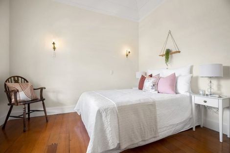 Photo of property in 37 Church Street, Devonport, Auckland, 0624