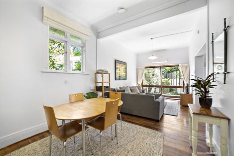 Photo of property in 8 Hall Street, Newtown, Wellington, 6021