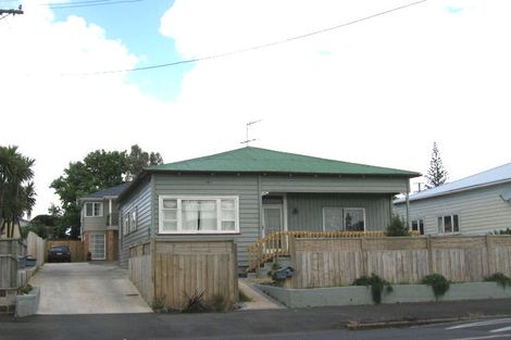 Photo of property in 42 Roberton Road, Avondale, Auckland, 1026