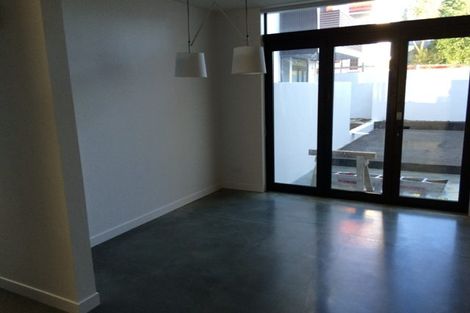 Photo of property in 76 Brougham Street, Mount Victoria, Wellington, 6011