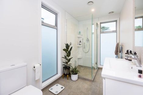 Photo of property in 931b High Street, Avalon, Lower Hutt, 5011