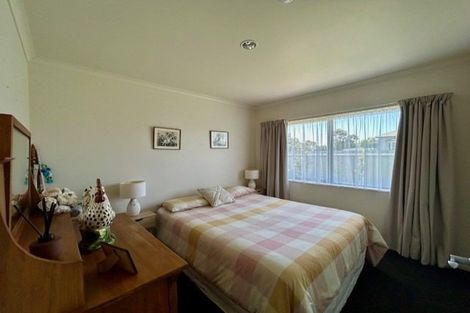 Photo of property in 33 Queen Street, Westport, 7825