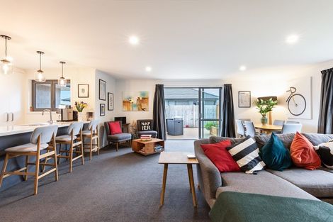 Photo of property in 2 Dyer Lane, Cambridge, 3434