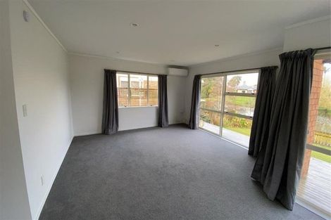 Photo of property in 19b Mcgowan Place, Orewa, 0931