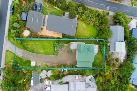 Photo of property in 4 Edwin Mitchelson Road, Muriwai, Waimauku, 0881