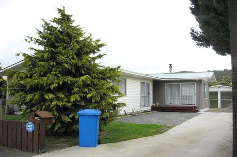 Photo of property in 31 Berkeley Road, Wainuiomata, Lower Hutt, 5014