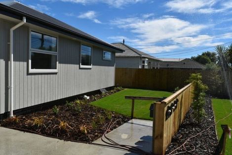 Photo of property in 39 Olliviers Road, Phillipstown, Christchurch, 8011