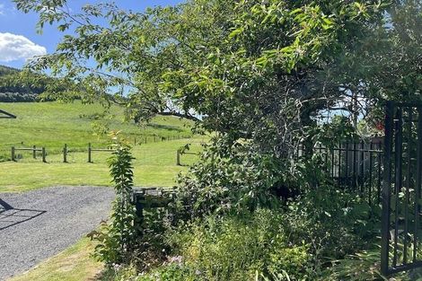 Photo of property in 806 Outram-mosgiel Road, Riverside, Outram, 9073