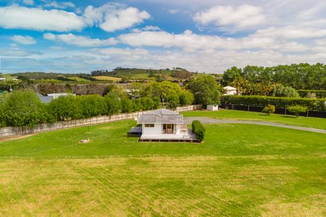 Photo of property in 88 Omaha Flats Road, Tawharanui Peninsula, Warkworth, 0986