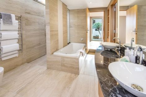 Photo of property in 31 Kitchener Road, Takapuna, Auckland, 0622