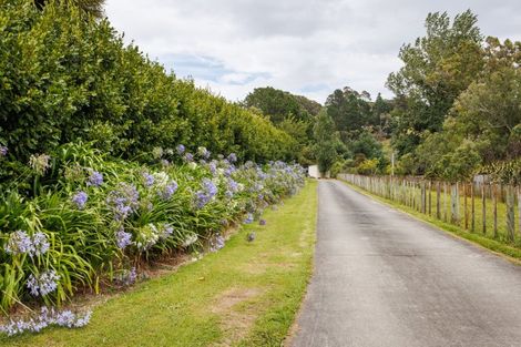 Photo of property in 50 Kingsdale Park Drive, Aokautere, Palmerston North, 4471