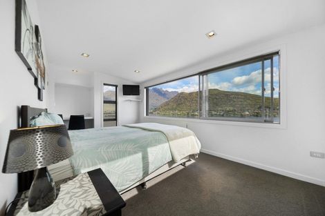 Photo of property in 4a De La Mare Place, Frankton, Queenstown, 9300