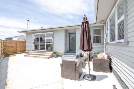 Photo of property in 43b Abraham Crescent, Milson, Palmerston North, 4414