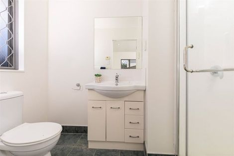 Photo of property in 60 Garelja Road, Henderson, Auckland, 0612