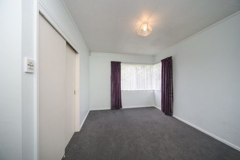 Photo of property in 82 Geraldine Crescent, Cloverlea, Palmerston North, 4412